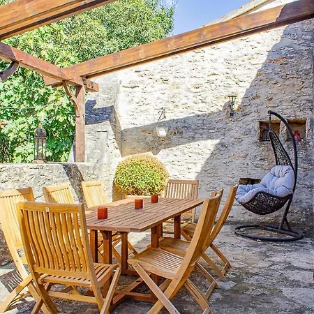 La Gaillardenque - And 펜션 *