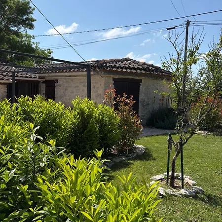 Nyaraló La Gaillardenque - And
