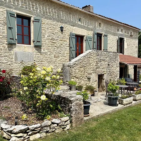 La Gaillardenque - And بيت للعطل