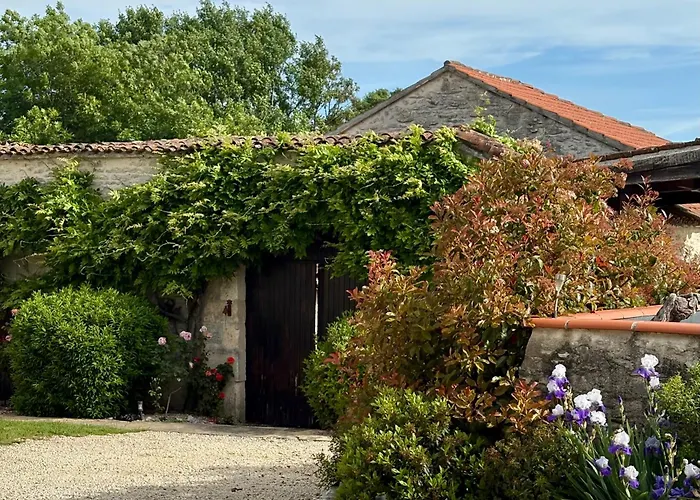 Feriehus La Gaillardenque - And Floressas